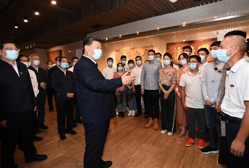 Chine : Xi Jinping inspecte la ville de Changsha