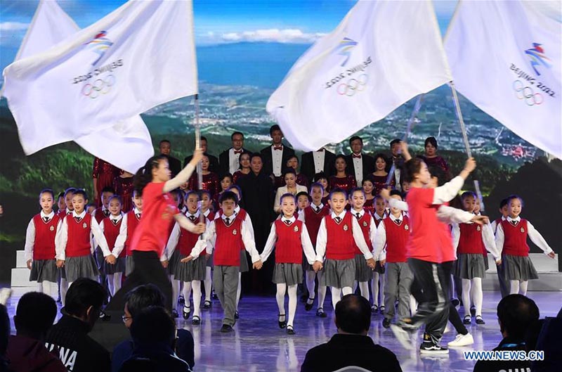 Des activités culturelles organisées sur la Grande Muraille pour le compte à rebours des 500 jours des JO d'hiver de Beijing 2022