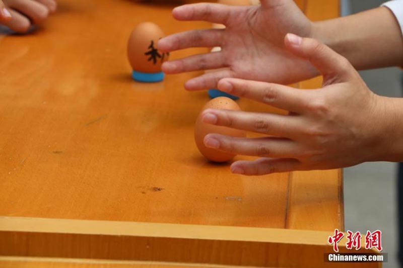 La Fête des récoltes des agriculteurs de Chine co?ncide avec l'équinoxe d'automne