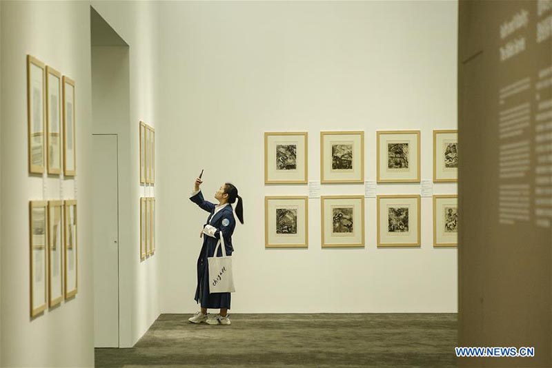 Inauguration d'une exposition d'oeuvres de Marc Chagall dans le nord de la Chine