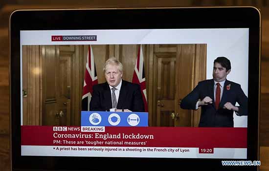 (COVID-19) L'Angleterre va être confinée pendant un mois à partir de jeudi, selon Johnson