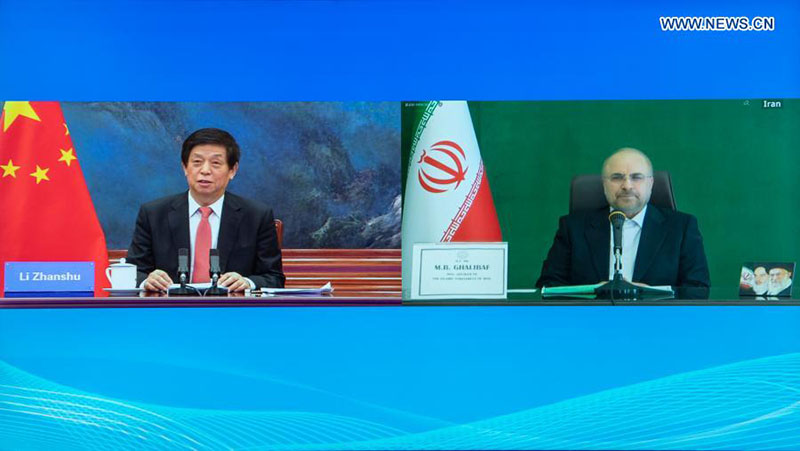 Le plus haut législateur chinois appelle à faire progresser les relations Chine-Iran