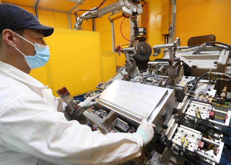 Les entreprises manufacturières mettent les bouchées doubles pour livrer les commandes après la Fête du printemps