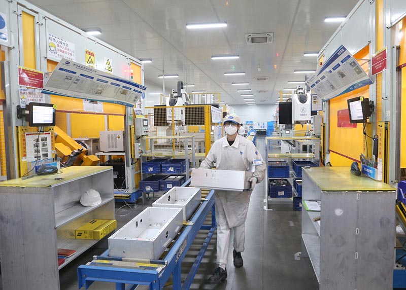 Les entreprises manufacturières mettent les bouchées doubles pour livrer les commandes après la Fête du printemps