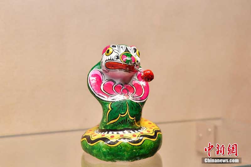 Les sculptures colorées en argile des 12 signes du zodiaque chinois exposées au Musée national de Chine à Beijing