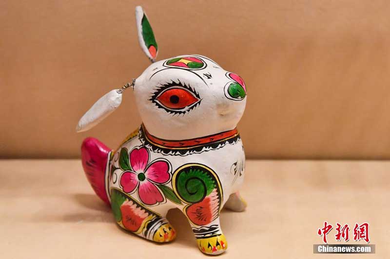 Les sculptures colorées en argile des 12 signes du zodiaque chinois exposées au Musée national de Chine à Beijing