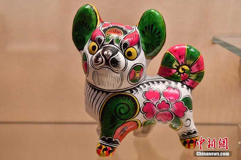 Les sculptures colorées en argile des 12 signes du zodiaque chinois exposées au Musée national de Chine à Beijing