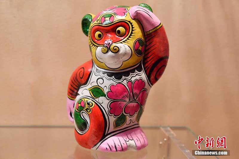Les sculptures colorées en argile des 12 signes du zodiaque chinois exposées au Musée national de Chine à Beijing