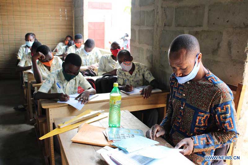 Bénin : contr?le du COVID-19 dans un collège à Ouidah