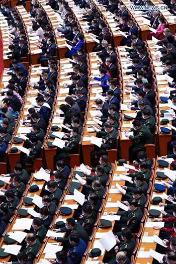 L'organe législatif national de la Chine entame sa deuxième réunion plénière de la session annuelle