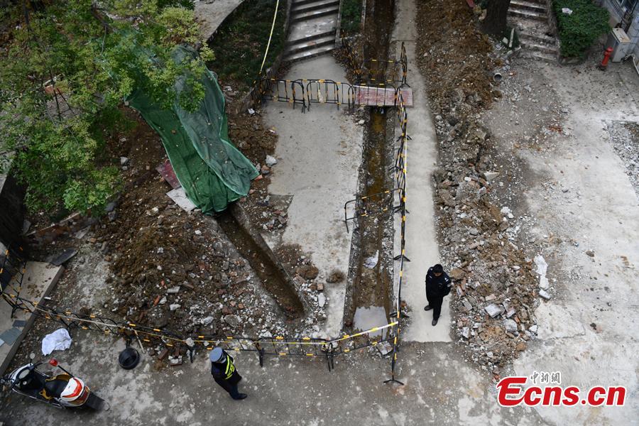 Une tombe ancienne découverte à l'Université normale du Sichuan