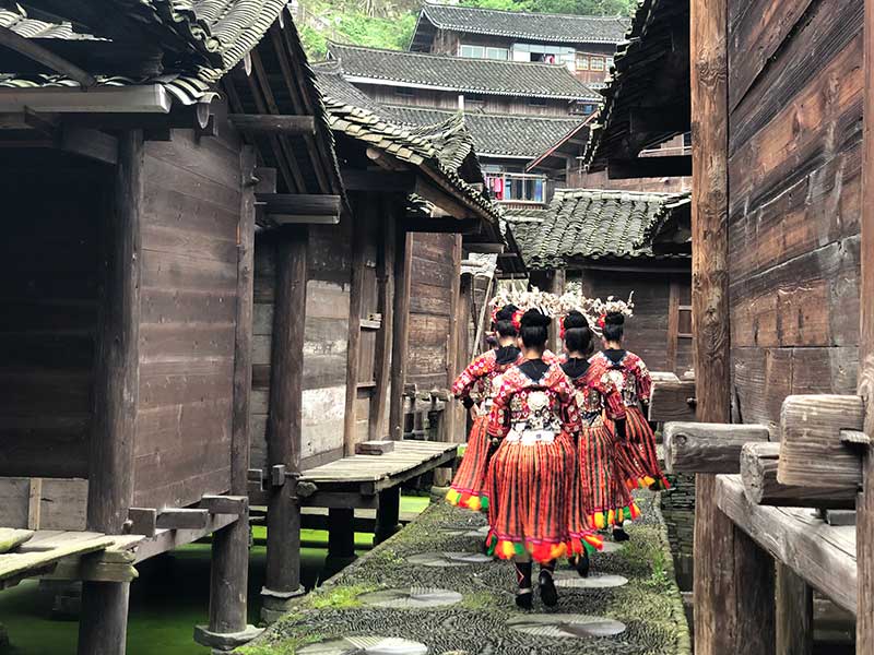 Guizhou :pourquoi construire des greniers sur l'eau ?