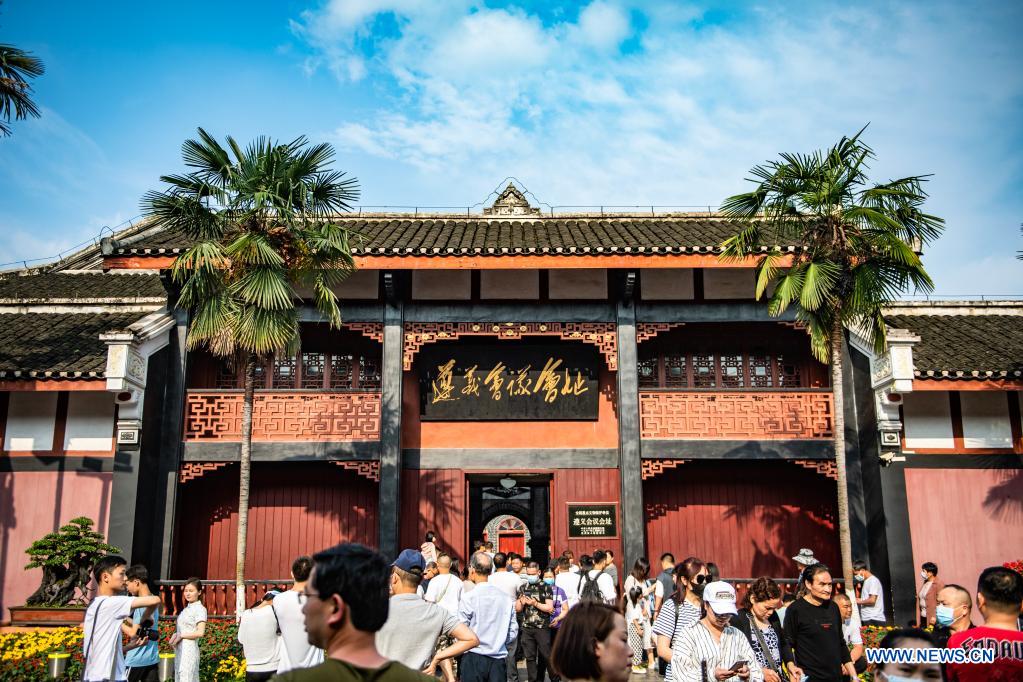 La Chine signale 230 millions de voyages touristiques intérieurs pendant les vacances de la fête du Travail