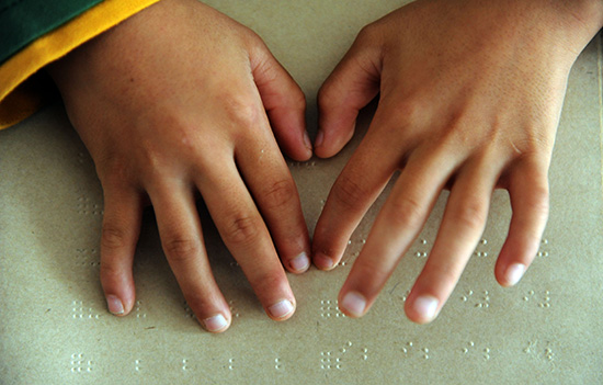 Les joies de l'art visuel pour des enfants aveugles