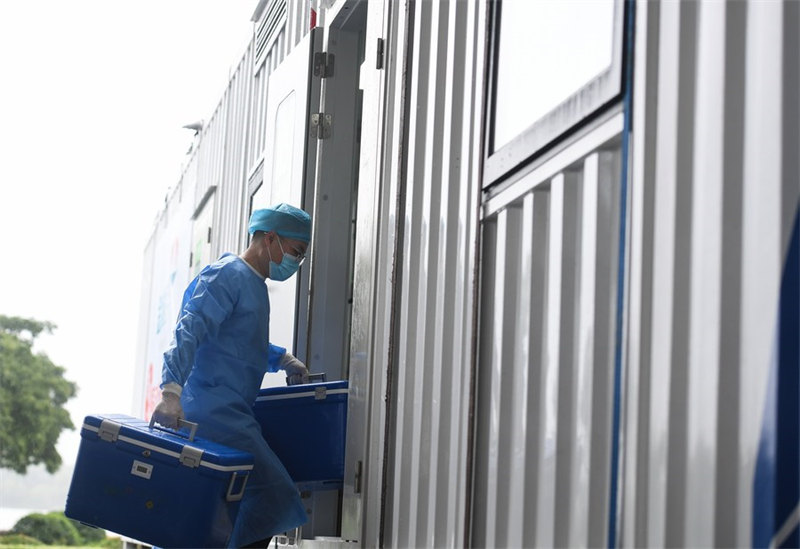 Chine : laboratoire de tests d'acide nucléique temporaire à Nanjing