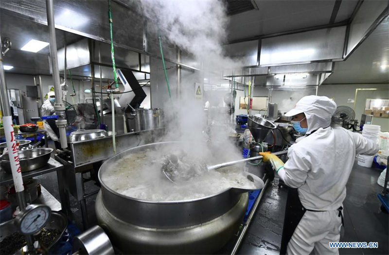 L'industrie du Luosifen est en plein essor à Liuzhou, dans le sud de la Chine