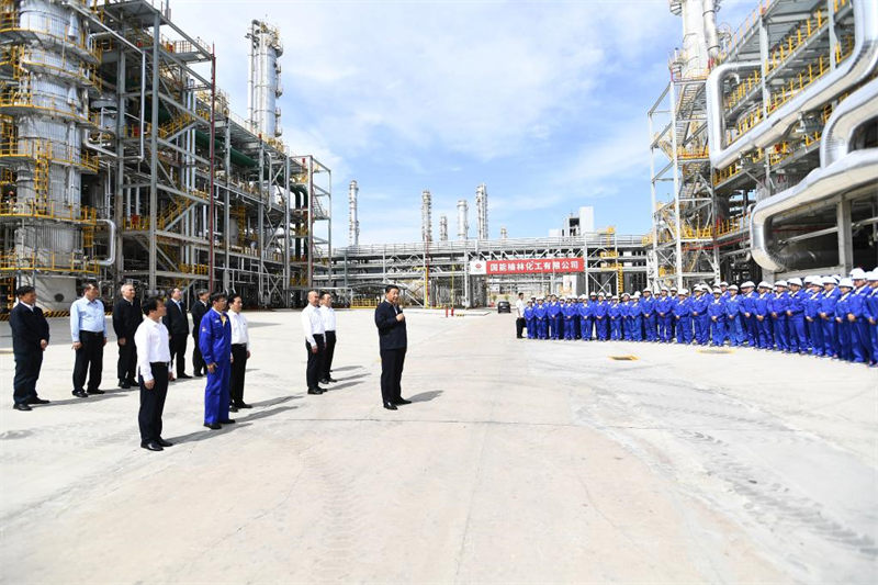 Xi Jinping souligne la voie écologique et à faible émission de carbone pour le développement de l'industrie énergétique