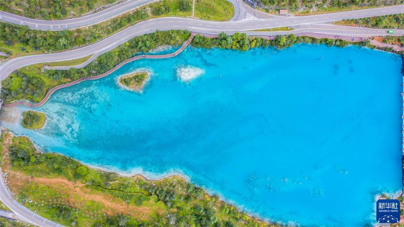 La Vallée de la lune bleue fantastique dans le Yunnan