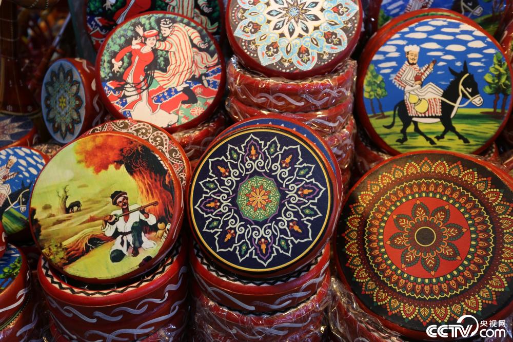 Découvrez le Xinjiang au grand bazar d'Urumqi