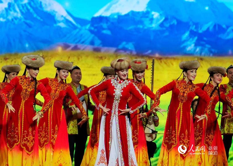 19 zones et villes du Xinjiang présentent leurs trésors du patrimoine culturel immatériel