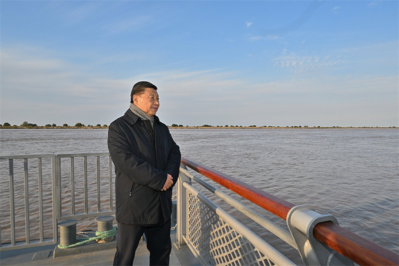 Xi Jinping inspecte l'estuaire du fleuve Jaune