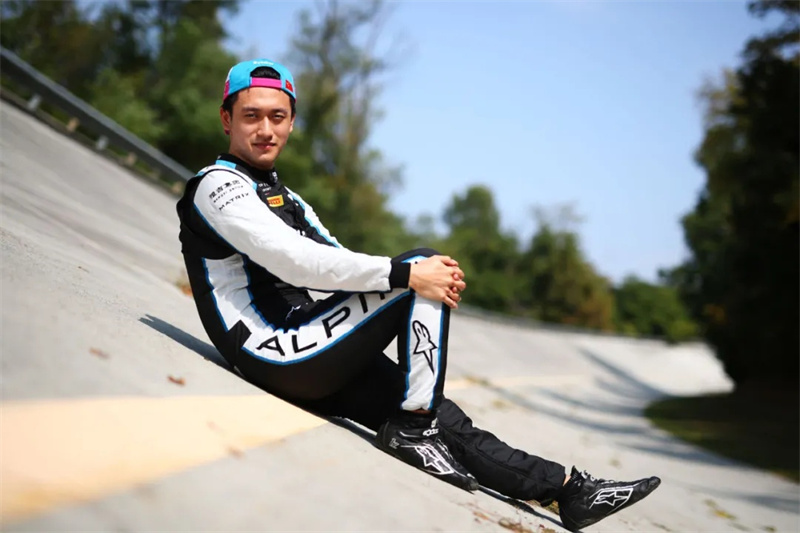 Connaissez-vous Zhou Guanyu, le premier pilote chinois de F1 ?