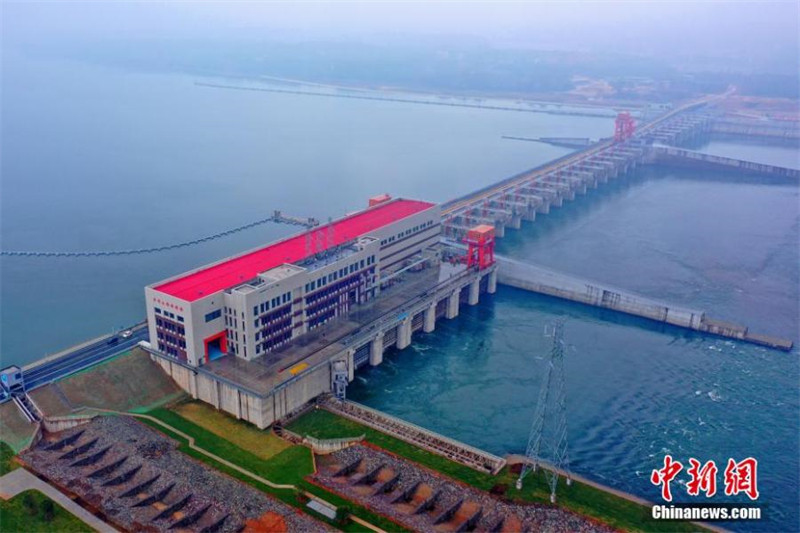 Jiangxi : les ? Petites Trois Gorges du fleuve Ganjiang ? entrent en service