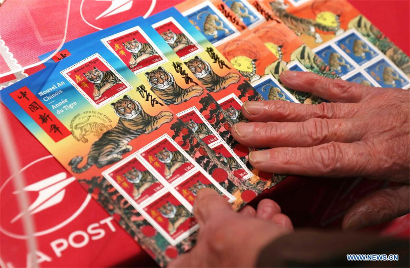 La Poste de France célèbre le Nouvel An du calendrier lunaire chinois avec des timbres consacrés à
