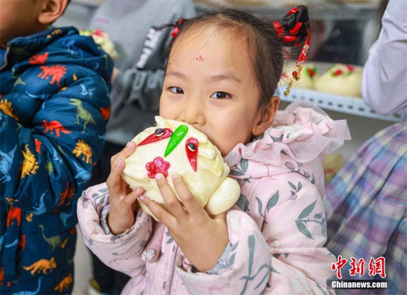 Les pains en forme de tigre populaires à l'approche du Nouvel An chinois