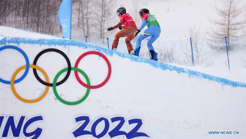 (BEIJING 2022) L'or pour les Etats-Unis dans l'épreuve de snowboardcross en équipe mixte I