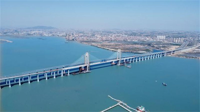 Fujian : le grand pont de la baie d'Anhai connecté avec succès