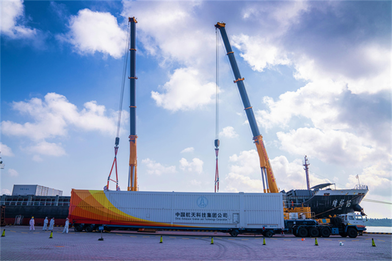 Arrivée sur le site de lancement de la fusée de la mission chinoise de Tianzhou-4