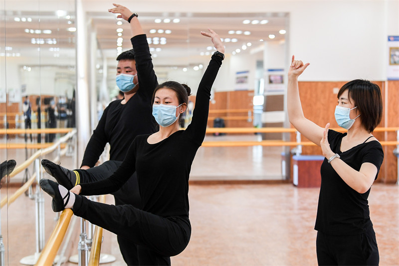 Faire des études supérieures, le rêve des enfants sourds