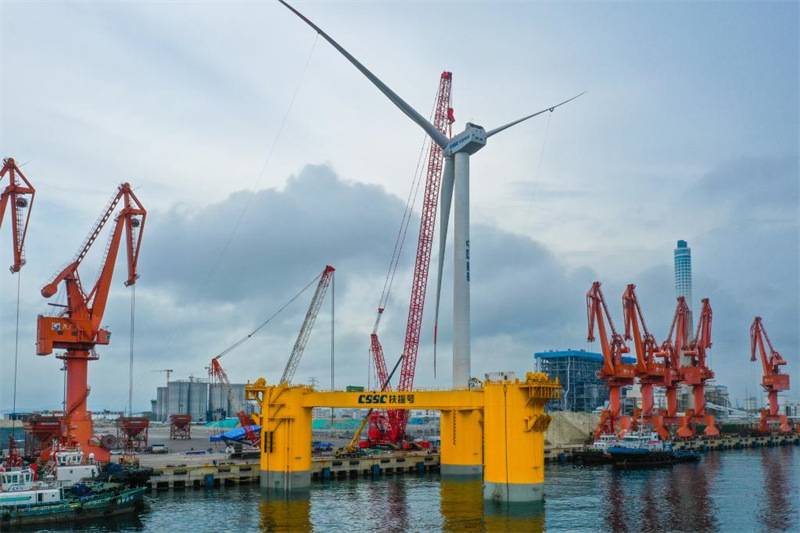 Chine : équipement éolien flottant