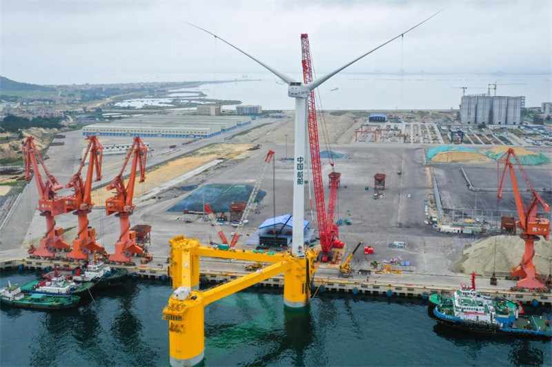 Chine : équipement éolien flottant