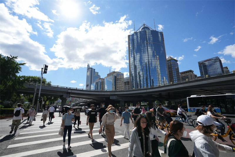 Beijing assouplit ses restrictions face à la COVID-19