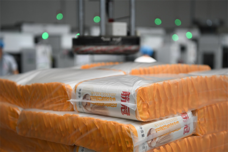 Le voyage d'un grain de blé : d'? aussi plein qu'une perle ? à ? aussi fin que la corde d'une cithare ?