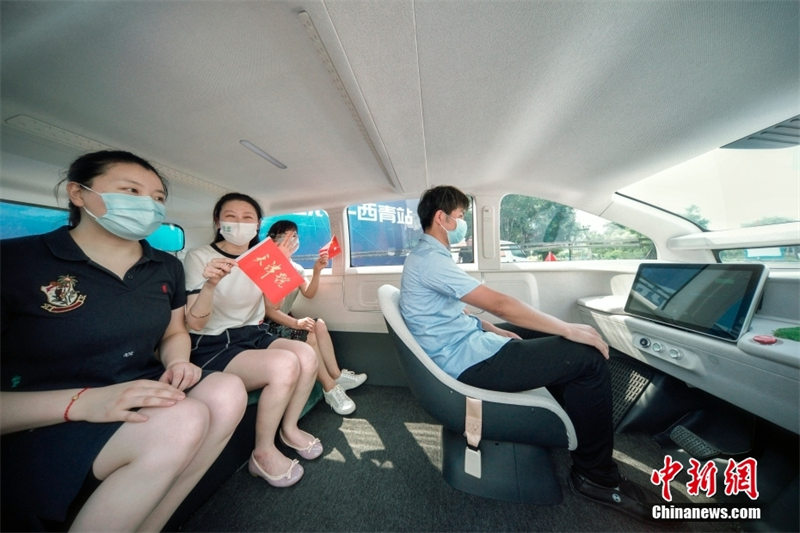 La première voiture purement solaire chinoise ? Tianjin ? fait sa tournée