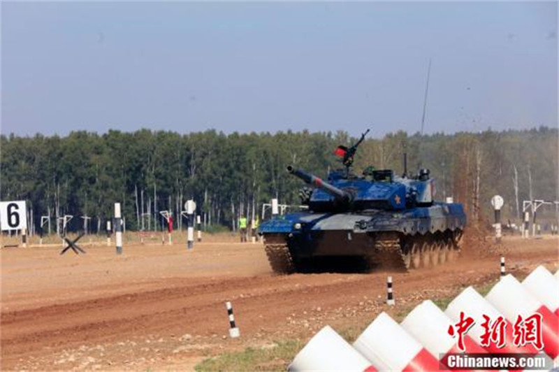 L'équipe chinoise fait ses débuts au concours ? Tank Biathlon ? 2022