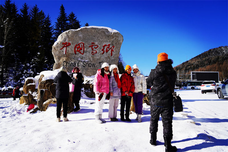 La ? neige ? pour accueillir les clients du monde entier, Ouverture officielle du site des neiges de Chine