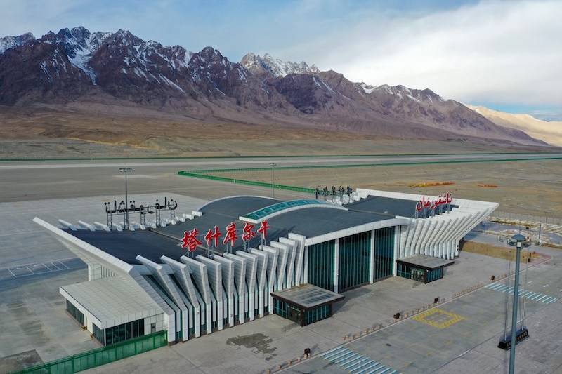 Chine : nouvel aéroport de très haut plateau au Xinjiang