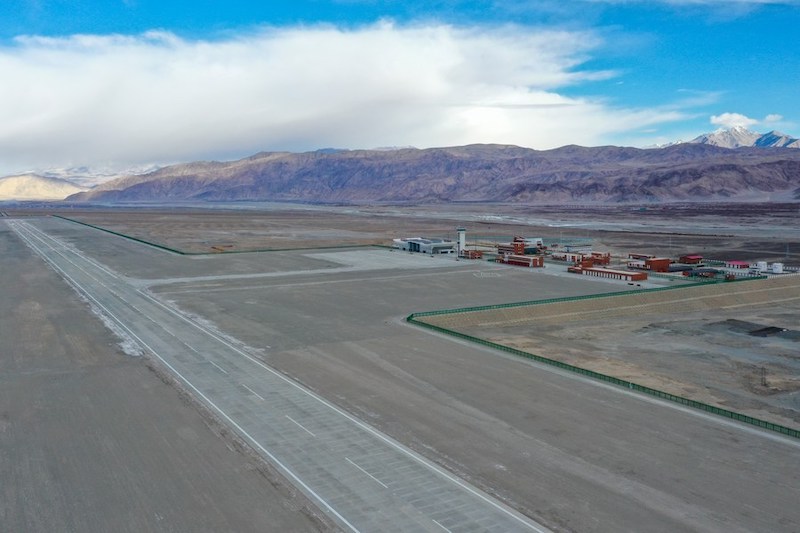 Chine : nouvel aéroport de très haut plateau au Xinjiang