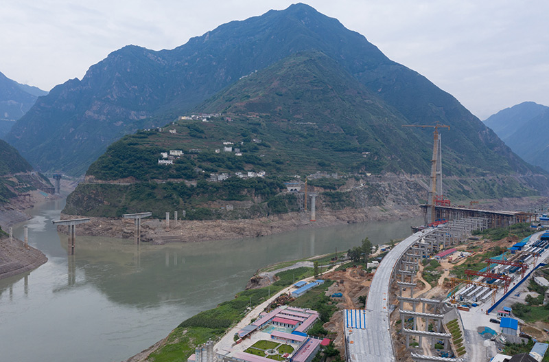 (Jiang Hongjing / Xinhua)