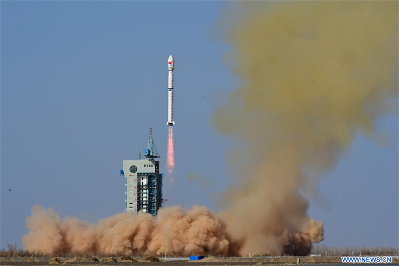 La Chine lance un nouveau satellite météorologique
