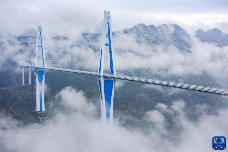 Guizhou : le développement d'une économie de ? pont + tourisme??