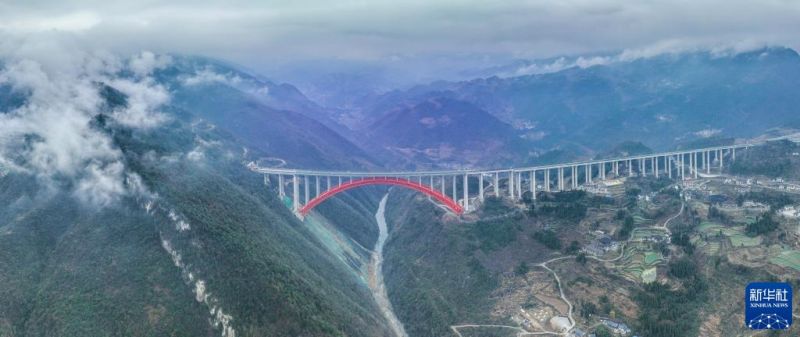 Guizhou : le développement d'une économie de ? pont + tourisme??