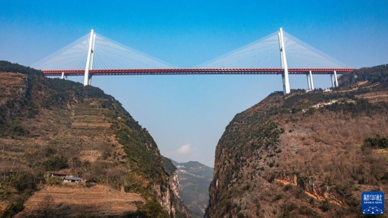 Guizhou : le développement d'une économie de ? pont + tourisme??