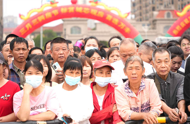 Guangxi : le charme ethnique au Festival du tourisme culturel de Wuming