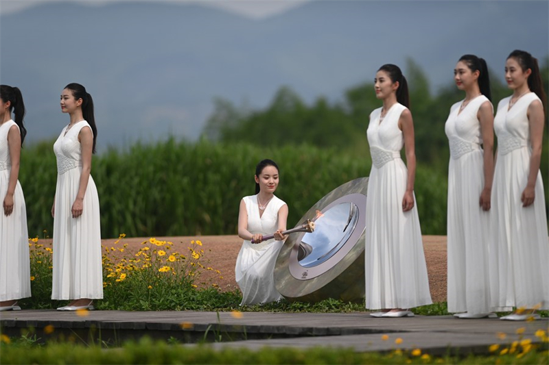 Chine : allumage de la flamme de la 19e édition des Jeux asiatiques à Hangzhou