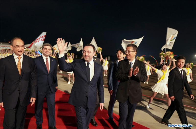 Arrivée du PM géorgien à Chengdu pour les Jeux mondiaux universitaires de la FISU